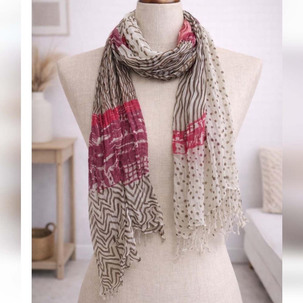 LONG LIGHTWEIGHT PATTERNED‎ SCARF